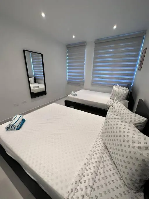 Modern Poolside Getaway Apartment Fajardo