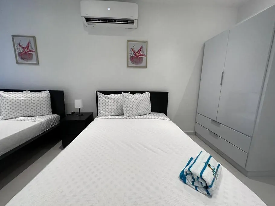 Modern Poolside Getaway Apartment Fajardo
