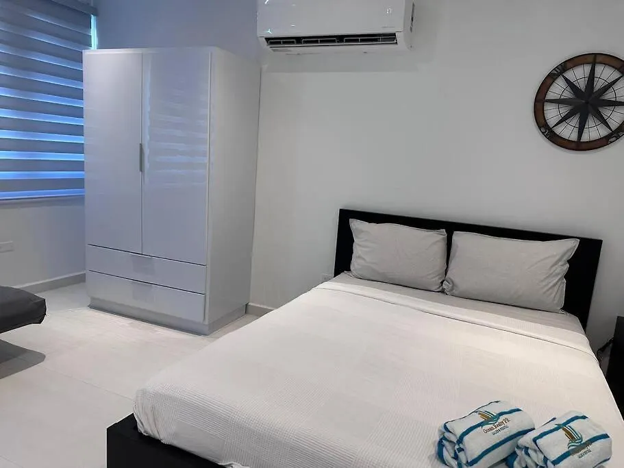 Modern Poolside Getaway Apartment Fajardo